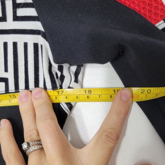 ARTEX Fashions Women's Red Black White Geometric Long Sleeve Blazer Zip-Up Sz S - Picture 10 of 11